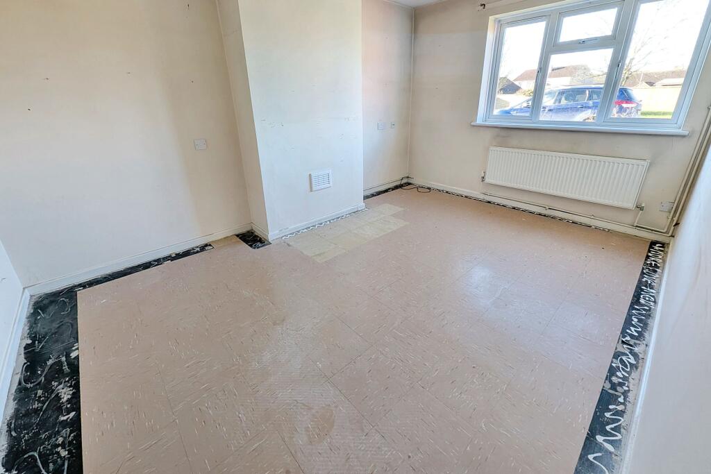 9 Beaumaris Road, Sawtry, Huntingdon, PE28 5SF