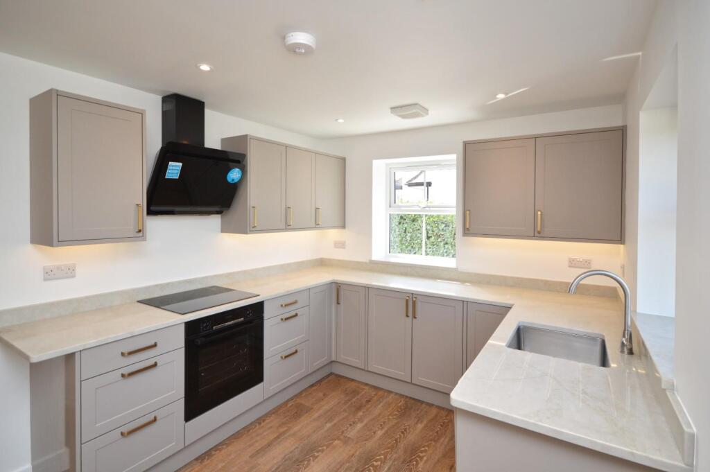 Open Plan Kitchen/Dining/Living Area