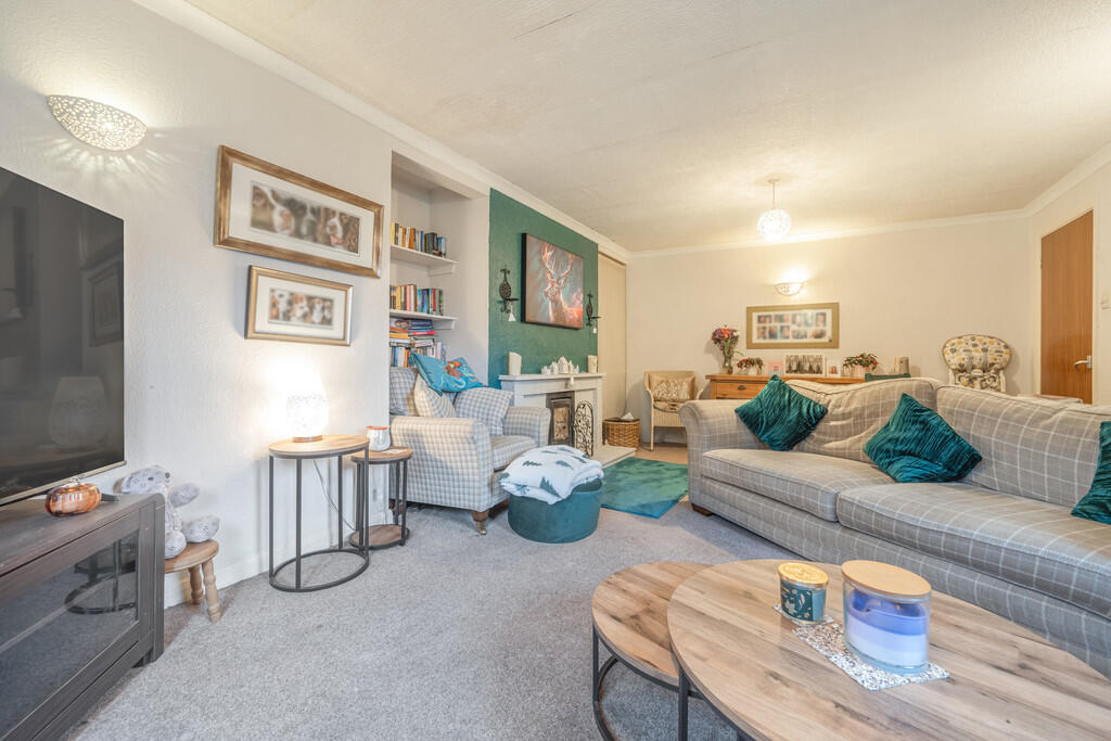 The Bungalow Livi...