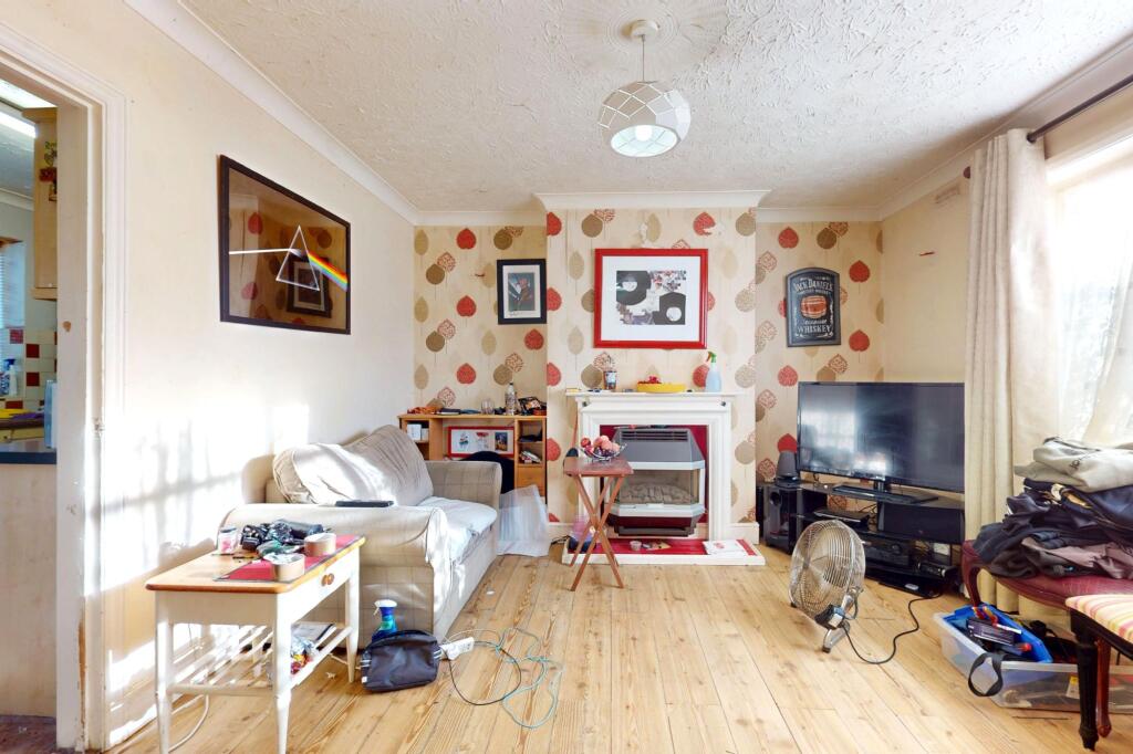 28 Barrow Grove, Sittingbourne, ME10 1LB