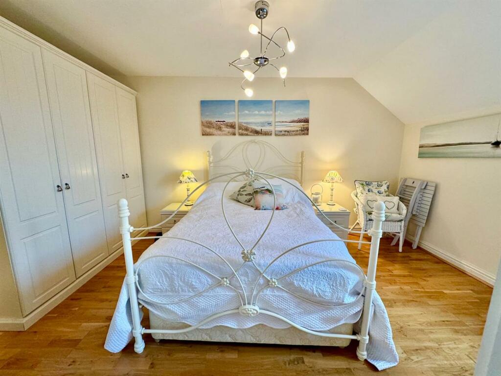 PHOTO-2024-11-06-14-10-14 (11).jpg