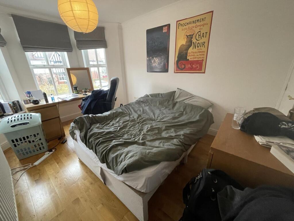 37dr.Room3.jpg