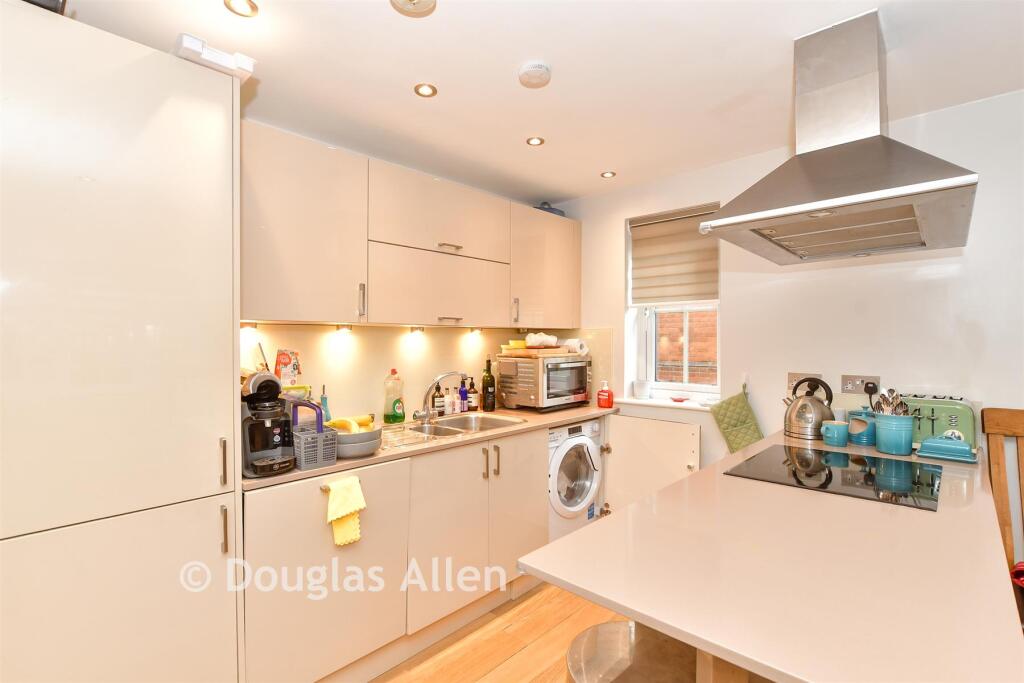 Lounge/Diner/Kitchen