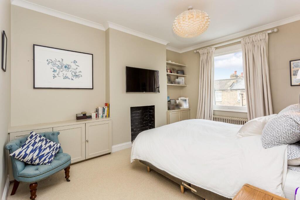 Lettings Shepherds Bush St Stephens Avenue  - Bedr