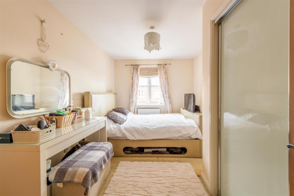 Flat 11 Penzance House-13.jpg