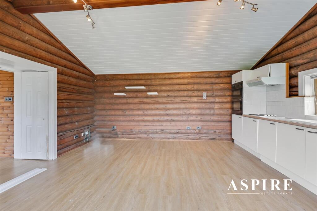 Aspire Estate Agents6.jpg