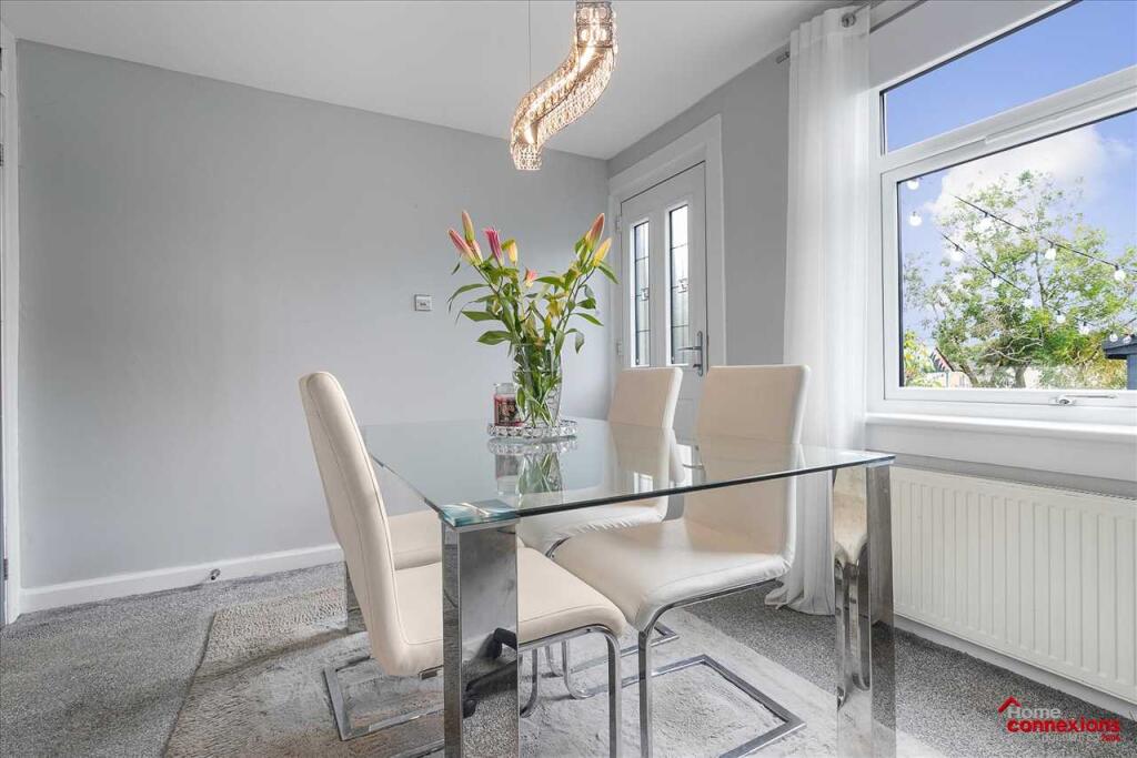 Dining / Bedroom