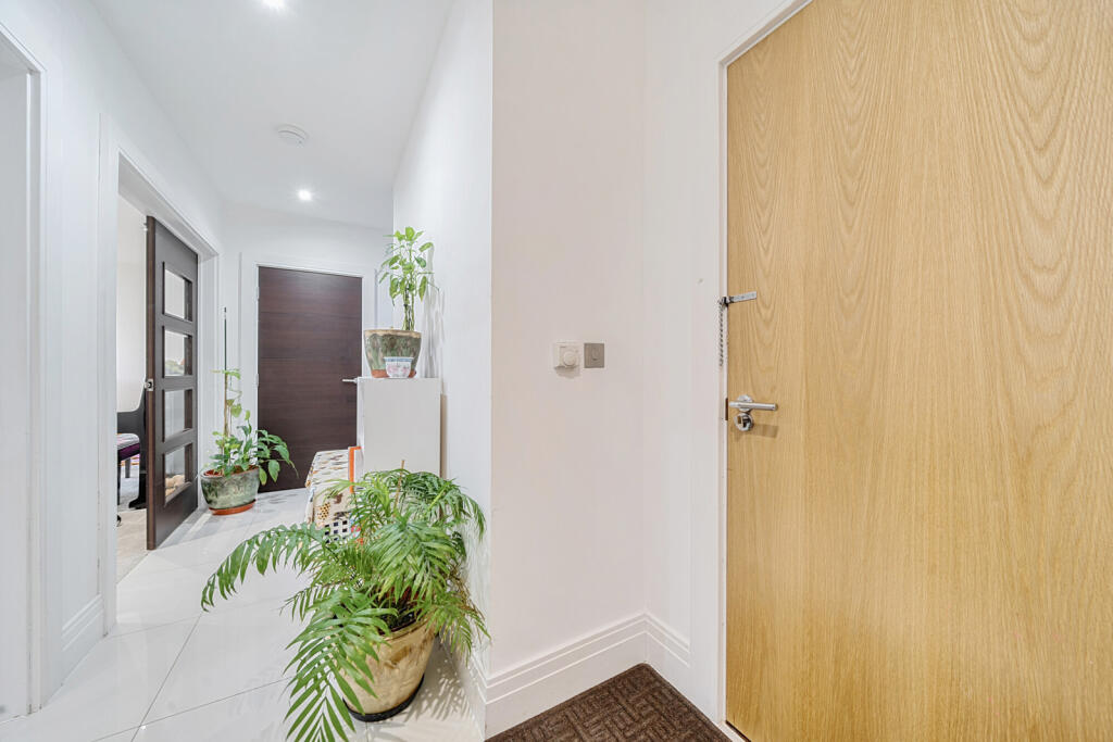 14-681b3525d17f6-...