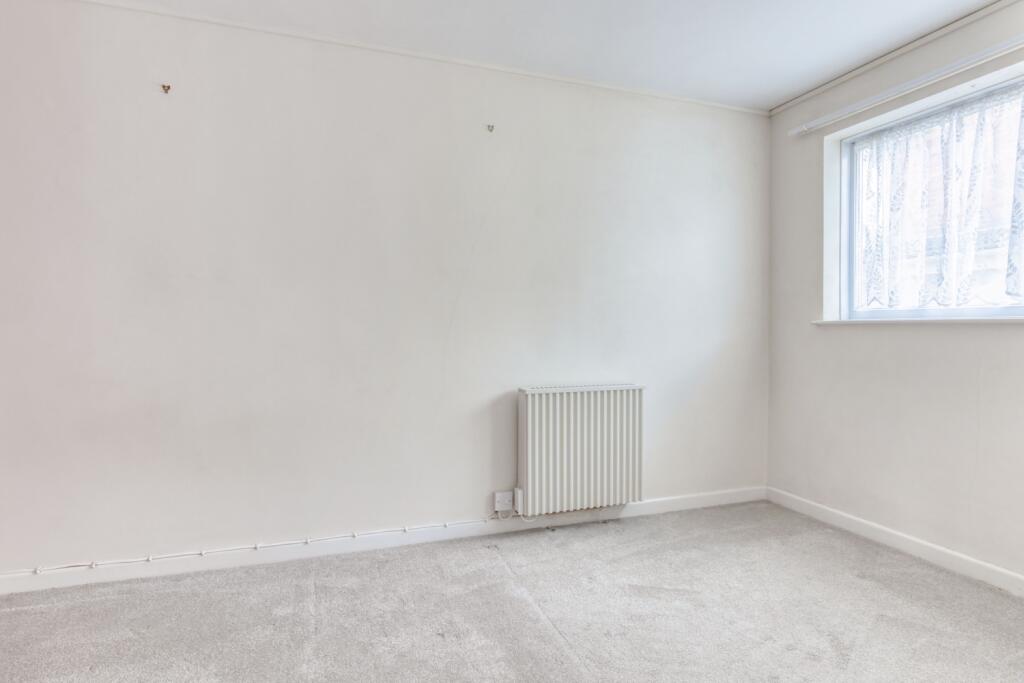 Ewemove Taunton - Deane Drive (2)