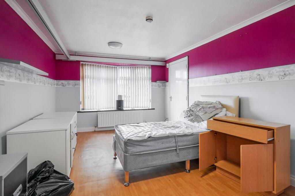 72 Sinfin Avenue, Shelton Lock, Derby, DE24 9EZ