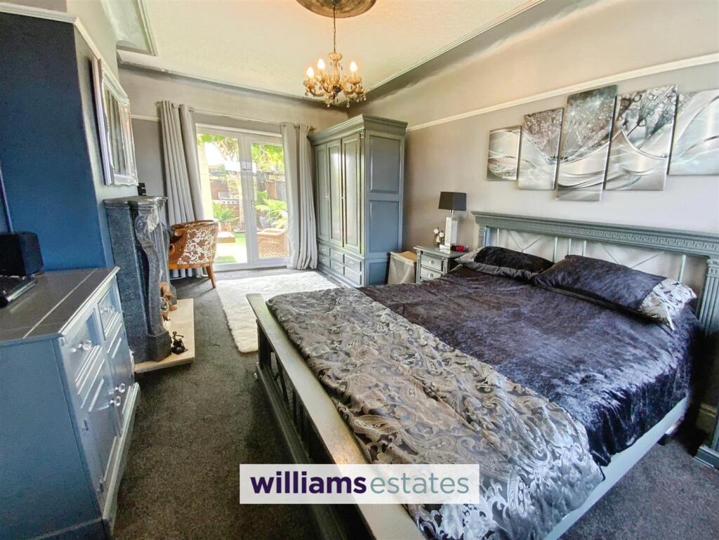 Ground Floor Bedroom/Lounge