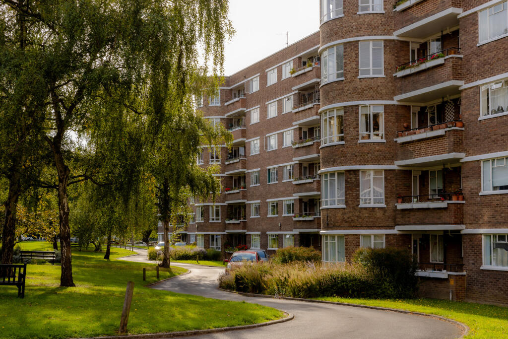 312292 - 250920_TMH_Ruskin_Park_House_197_039.jpg