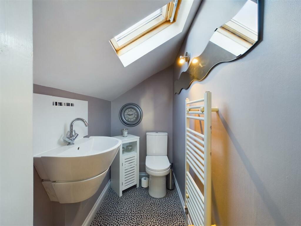 EN-SUITE/ WC
