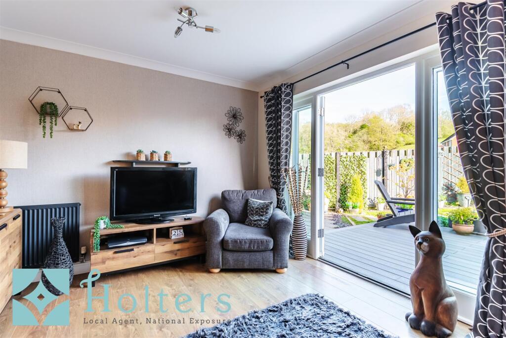 10 Camddwr Rise, Llandrindod Wells-13.jpg