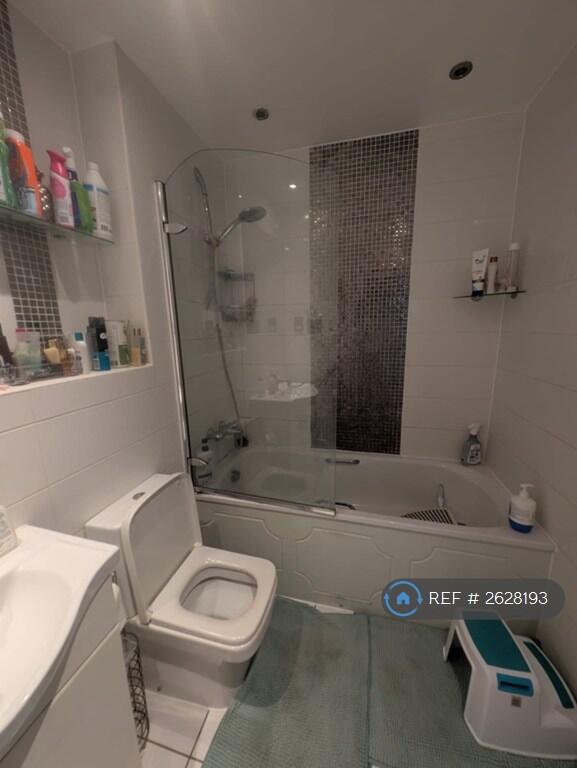Main Bathroom
