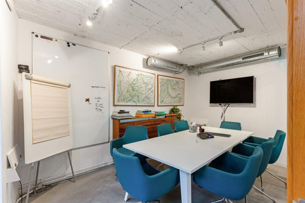 82677_45-Holmead-Road (18)_low.jpg