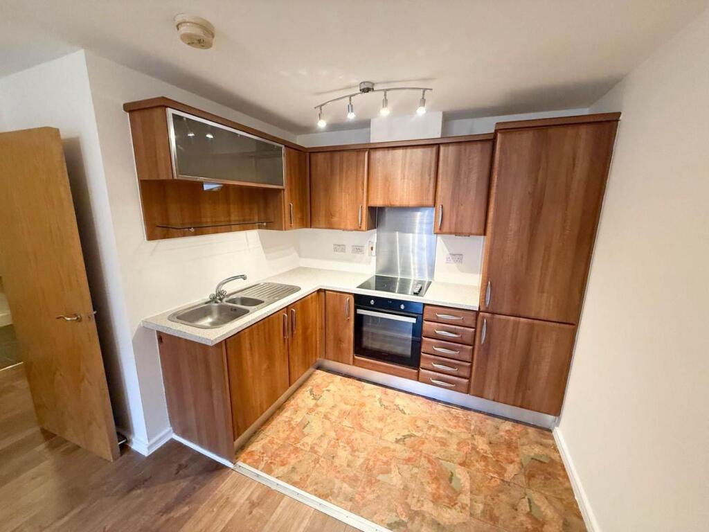 Lounge / Kitchen