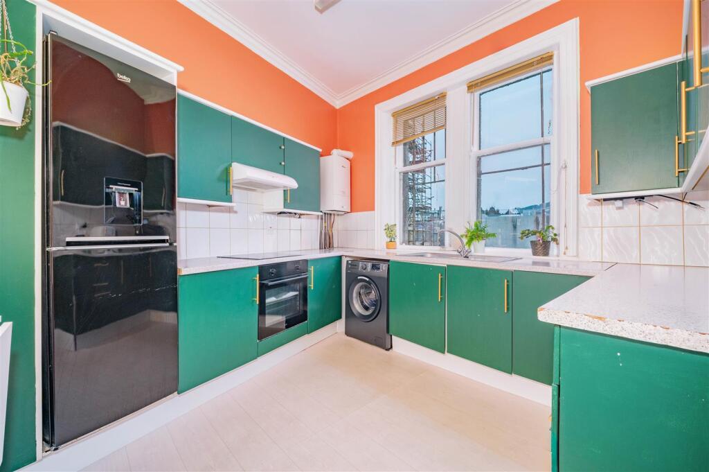 59 Dock Street Dundee-8.JPG