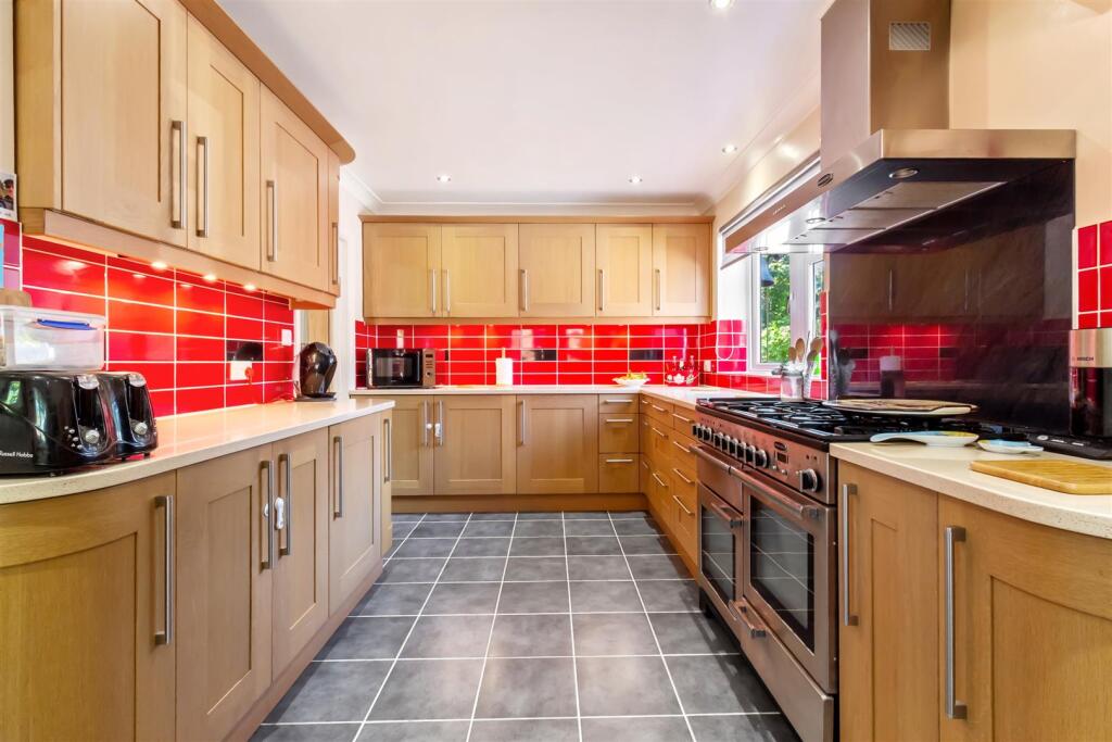 Offington Drive 86-012.jpg