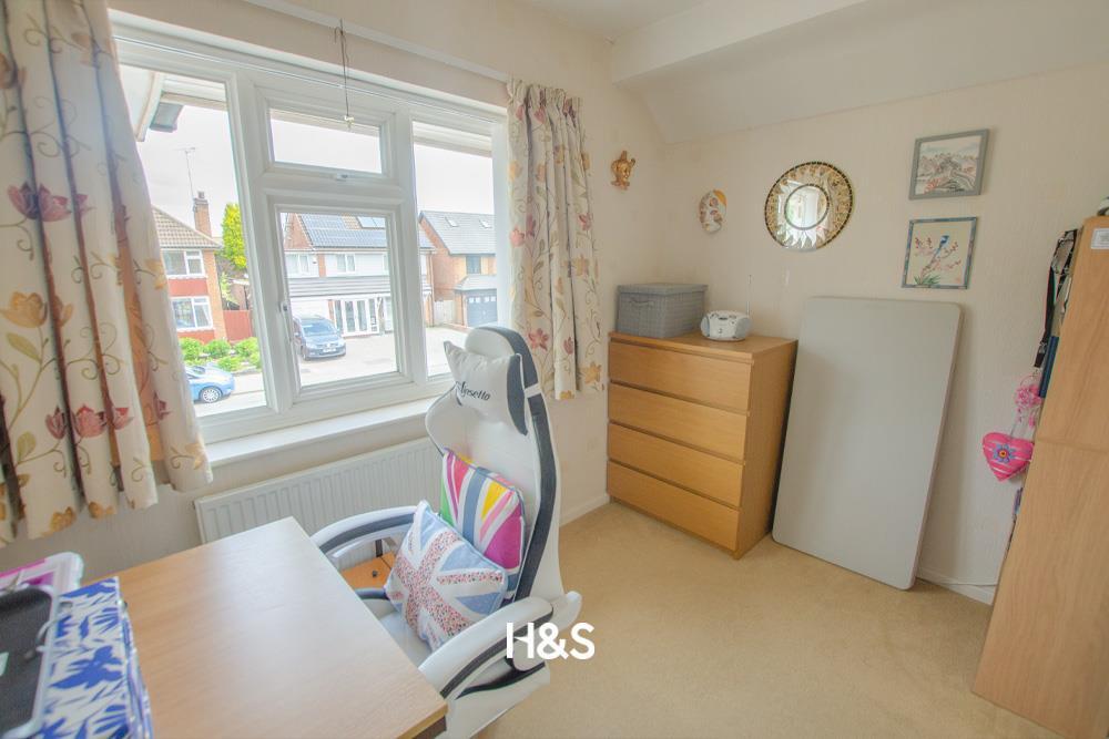 250 Ralph Road - bedroom 3.jpg