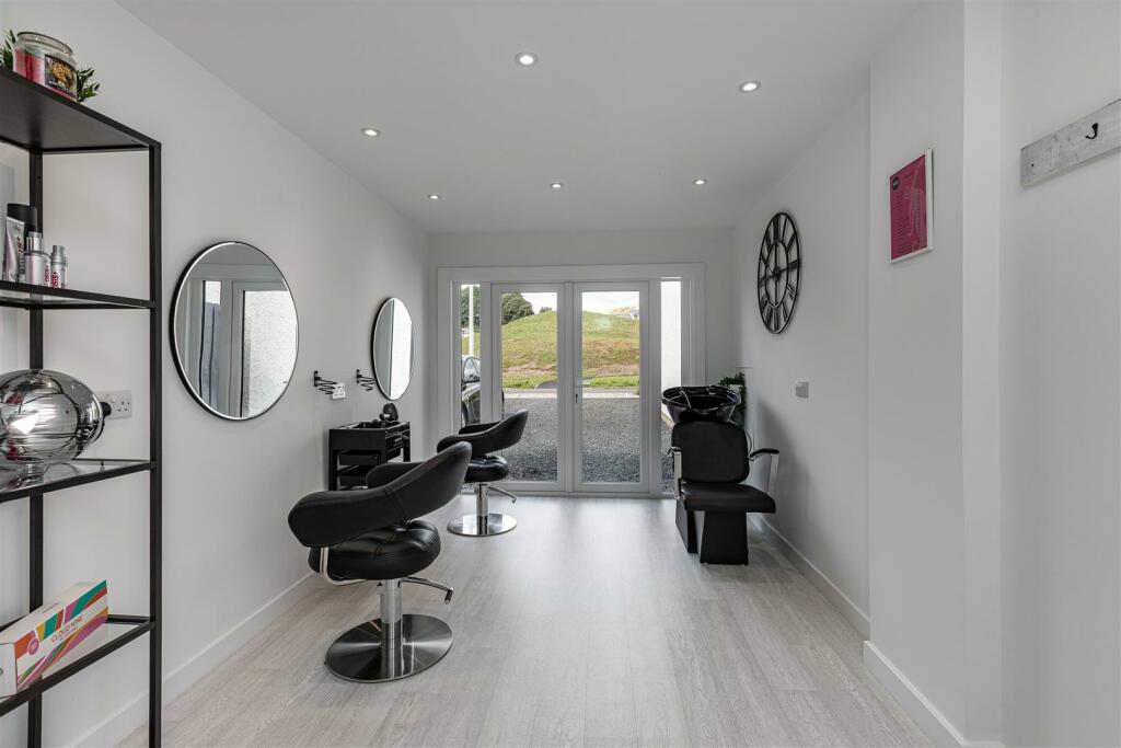 43 Knoll Park Galashiels 62.JPG