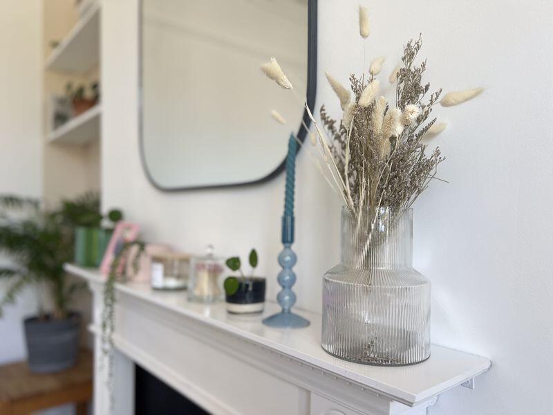 Feature Photo Lounge