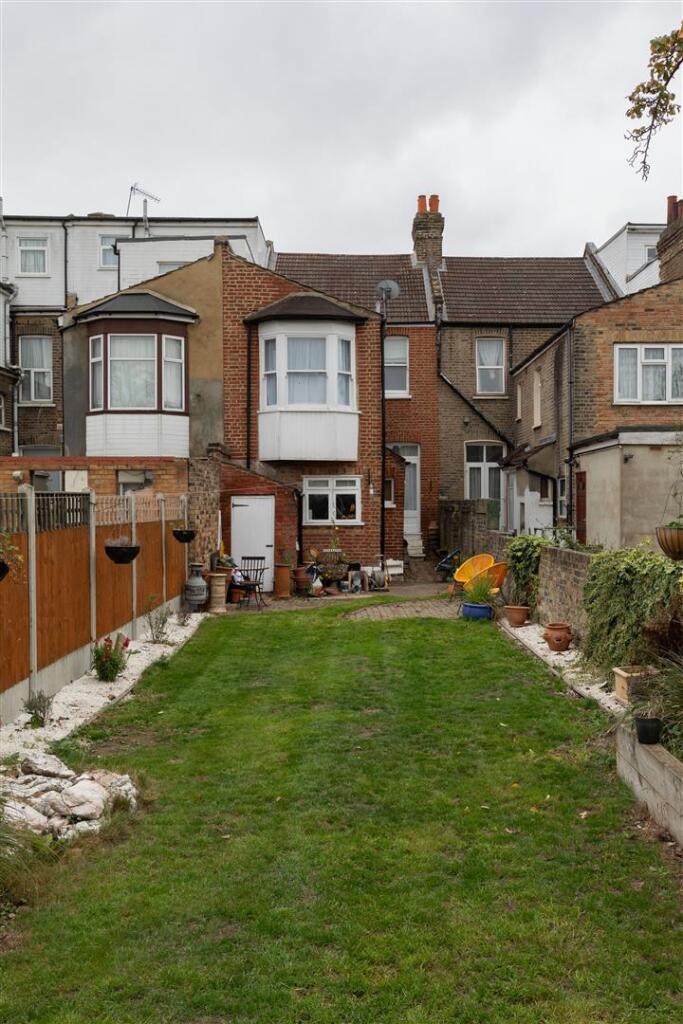 Romford Road, E7