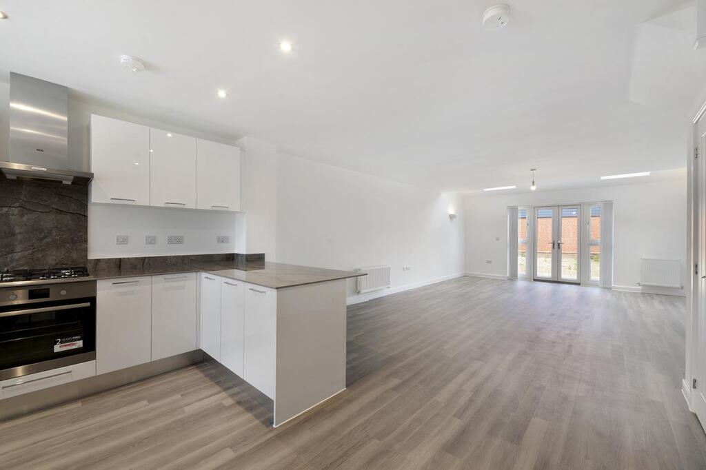 Kitchen/Living Space (Plot 77)