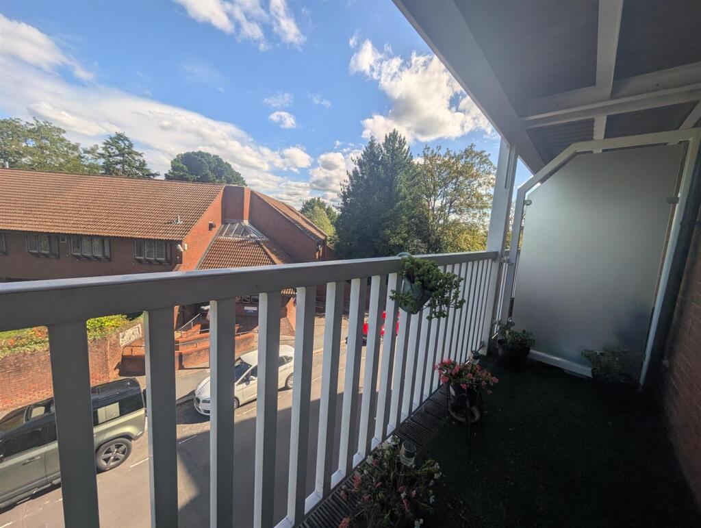 balcony