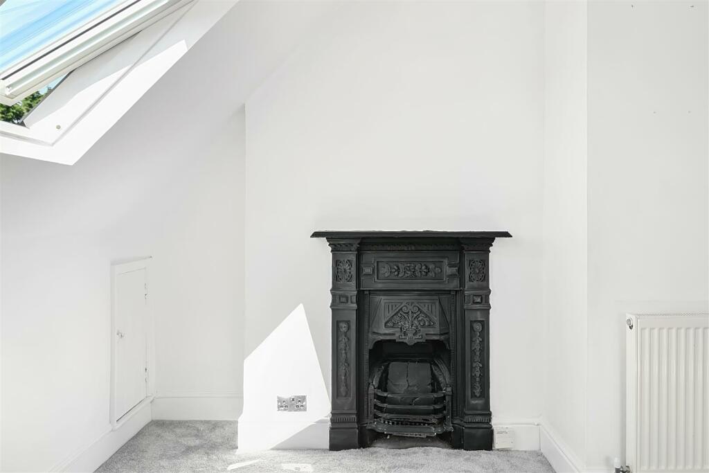 50a Sedlescombe Road South- TN380TJ (14).jpg