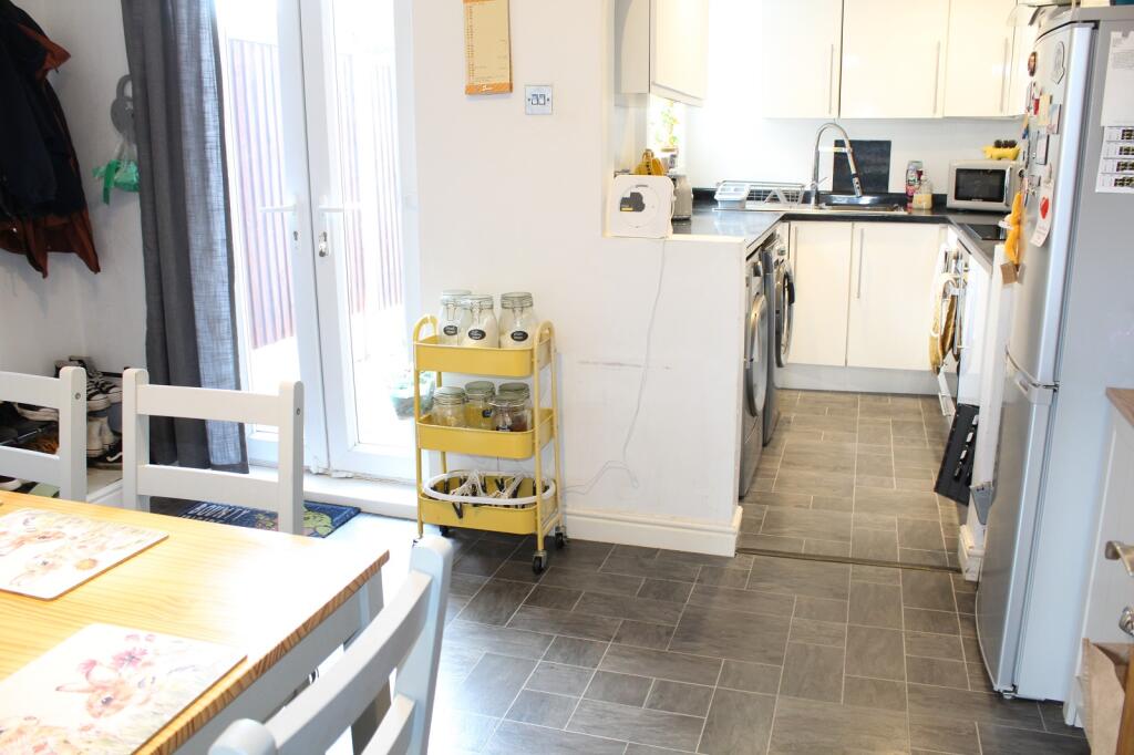 Fitted  Dining Kitchen