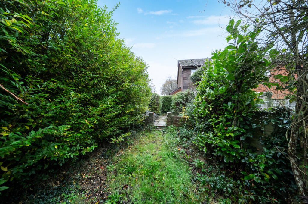 1383833-8-6928704...