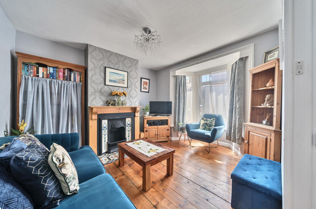 1313514-28-6852b2...