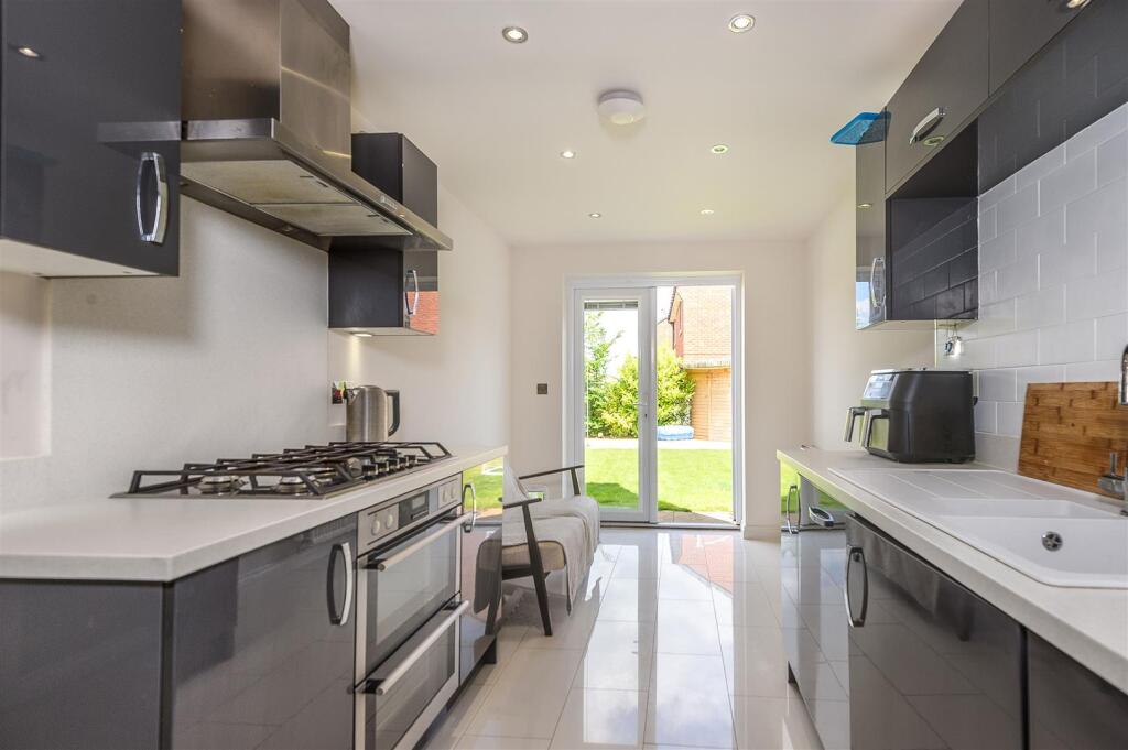 45MorleyCarrdrive-11.jpg