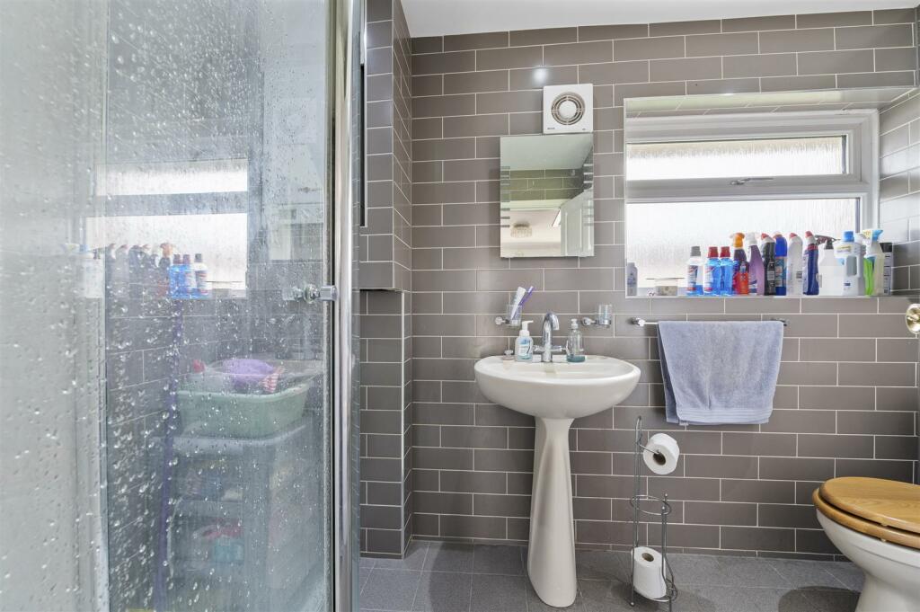 Downstairs Shower Room/WC