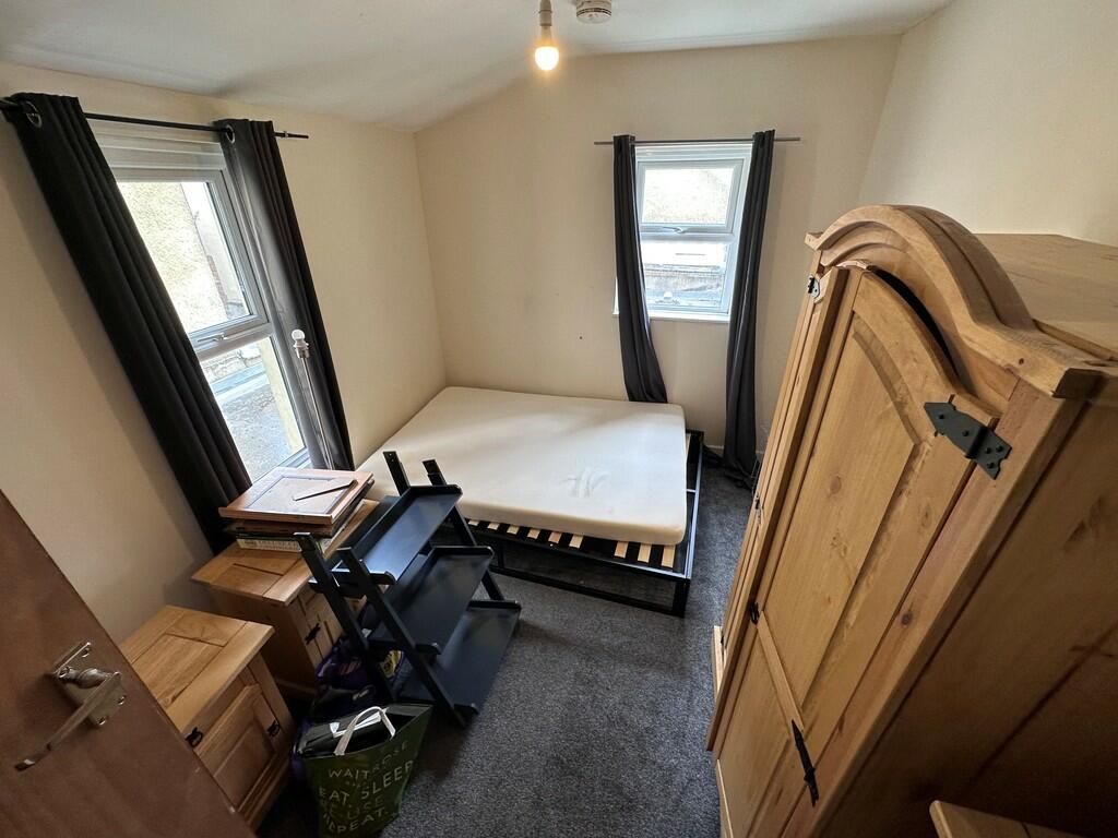 FF rear right low...