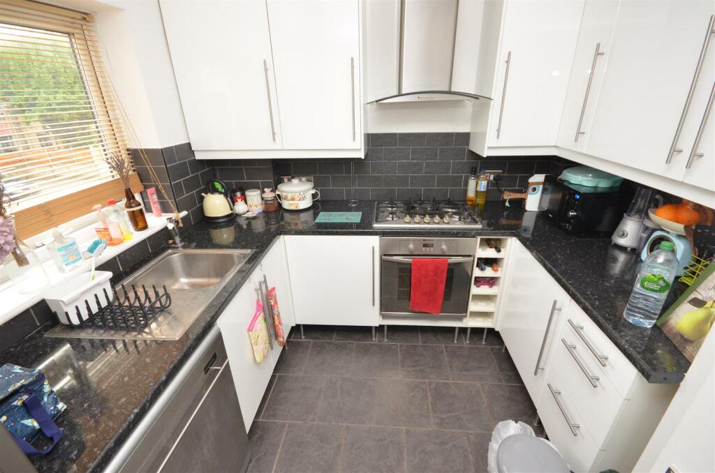 Fitted Kitchen