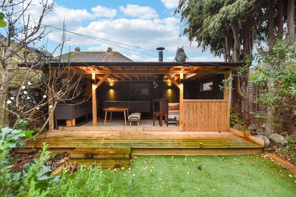 Workshop/Outbuildings