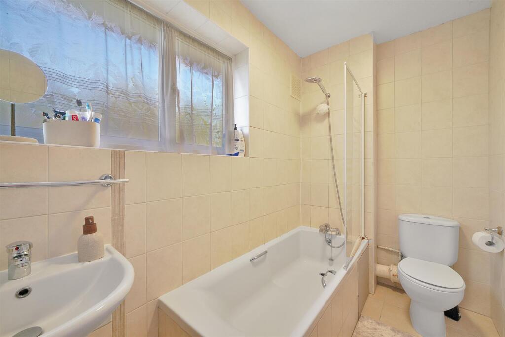 11 Tunworth Close - rCWXA2tSqr3kKM6gg6lH.jpg