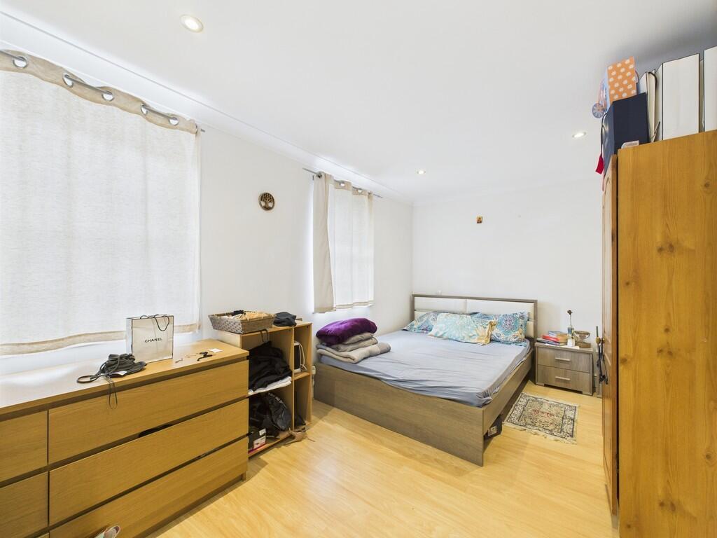 CAM01835G0-PR0267...