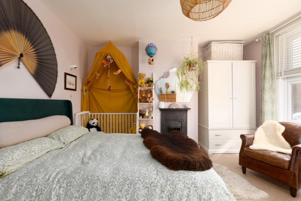 12 Cowper Street-21.jpg