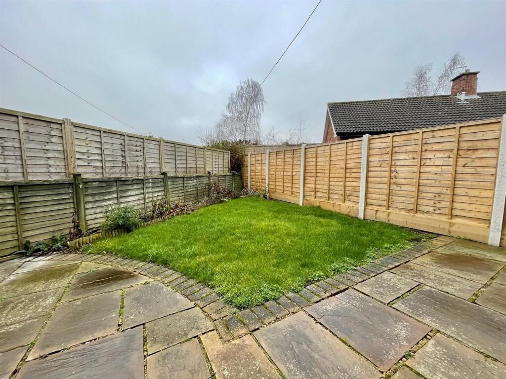Garden 3.jpg