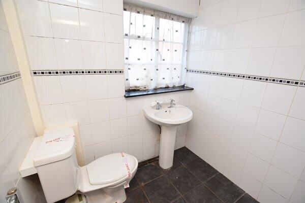 ground floor shower room