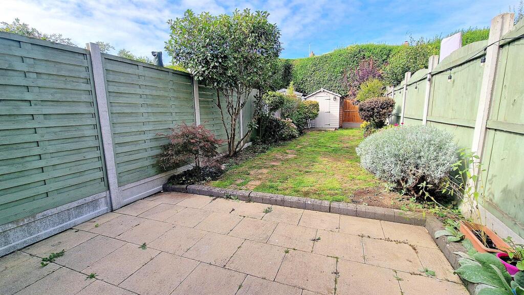 GARDEN 1.jpg
