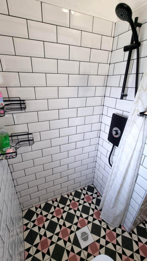 22687795-03ec-4772-9926-92f34f0efdc8