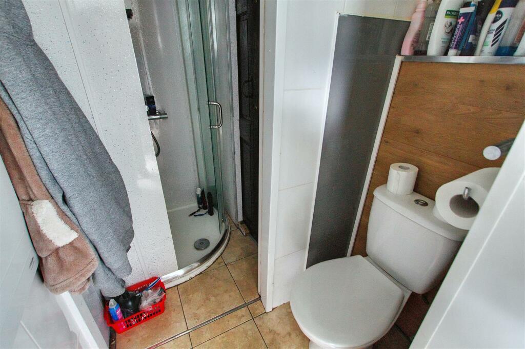 outbuilding showr/toilet