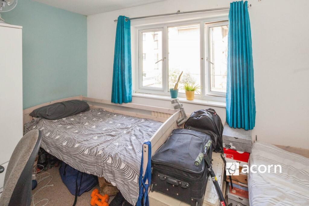 464fb9c9-3f20-f01...