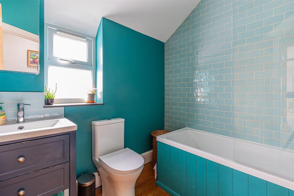 Edington Avenue 15-3.jpg