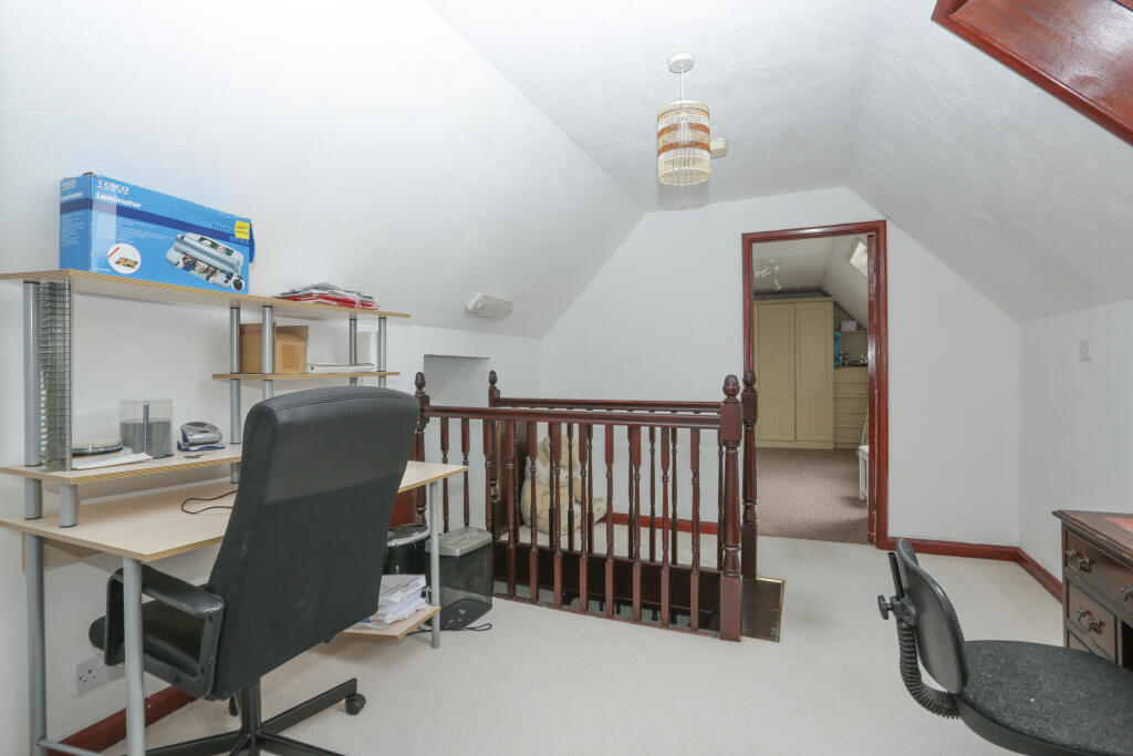 general 21 Mill Lane