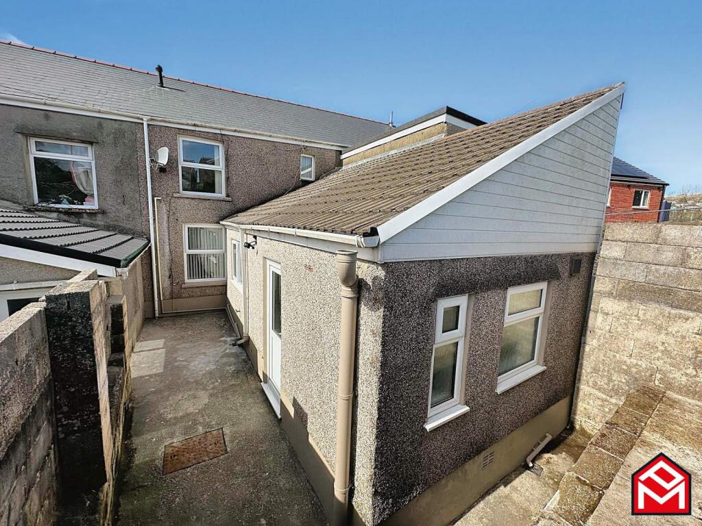 Rear Courtyard Garden
